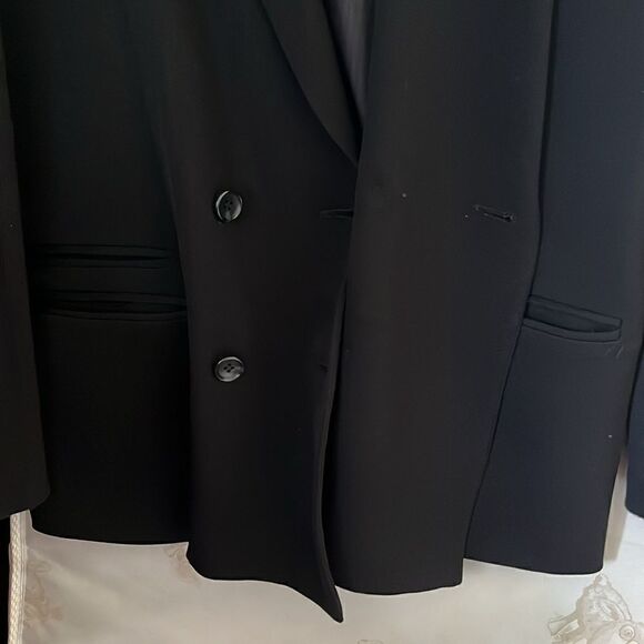 Elizabeth and James boyfriend fit blazer - Picture 3 of 5